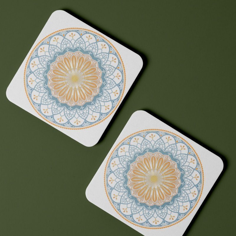 Mavi Sarı Mandala Tasarımlı 4lü Kare Bardak Altlığı Mavi Sarı Mandala Tasarımlı 4lü Kare Bardak Altlığı