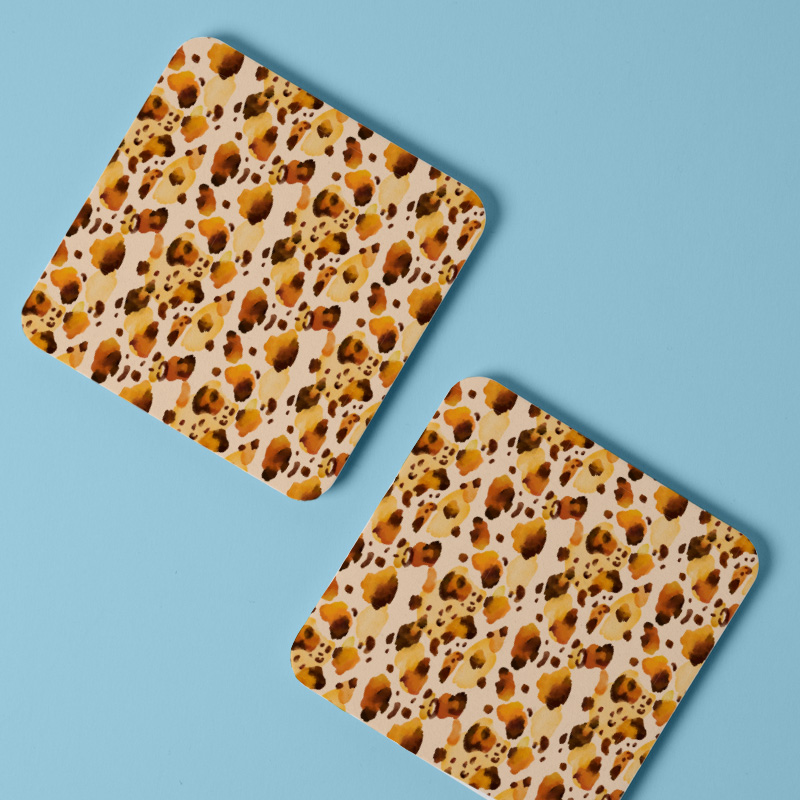 Suluboya Leopar Kürkü Tasarımlı 4lü Kare Bardak Altlığı Suluboya Leopar Kürkü Tasarımlı 4lü Kare Bardak Altlığı
