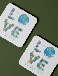 Love My Planet Tasarımlı 4lü Kare Bardak Altlığı Love My Planet Tasarımlı 4lü Kare Bardak Altlığı