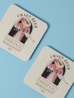 Craft Beer Hers Retro Tasarımlı 4lü Kare Bardak Altlığı Craft Beer Hers Retro Tasarımlı 4lü Kare Bardak Altlığı