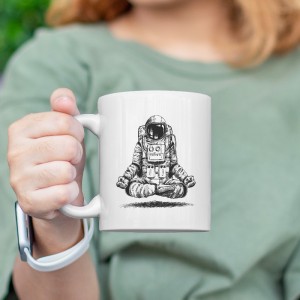 Yoga Yapan Astronot Tasarımlı Beyaz Porselen Kupa Bardak