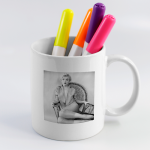 Siyah Beyaz Marilyn Monroe Portre Beyaz Porselen Kupa Bardak
