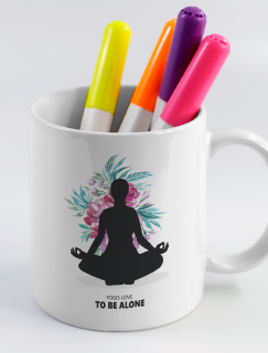 Yogis Love To Be Alone Yazılı Beyaz Porselen Kupa Bardak Yogis Love To Be Alone Yazılı Beyaz Porselen Kupa Bardak