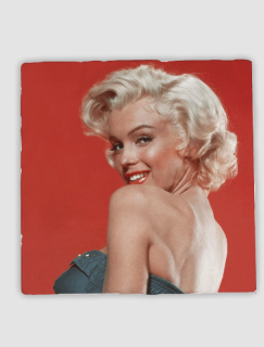 Kırmızı ve Marilyn 4lü Doğal Taş Kare Bardak Altlığı Kırmızı ve Marilyn 4lü Doğal Taş Kare Bardak Altlığı