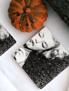 Çiçek Marilyn 4lü Doğal Taş Kare Bardak Altlığı Çiçek Marilyn 4lü Doğal Taş Kare Bardak Altlığı