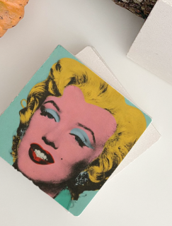 Marilyn'in Renkleri Tasarımlı 4lü Doğal Taş Kare Bardak Altlığı Marilyn'in Renkleri Tasarımlı 4lü Doğal Taş Kare Bardak Altlığı