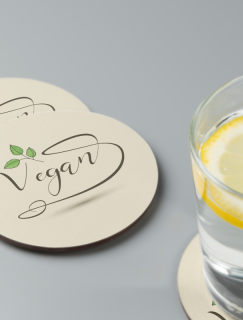 Vegan Yazılı Yaprak Detaylı 4'lü Yuvarlak Bardak Altlığı Vegan Yazılı Yaprak Detaylı 4'lü Yuvarlak Bardak Altlığı